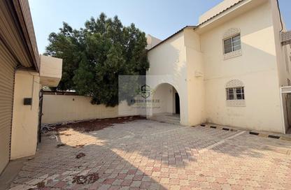 Villa - 3 - 4 for rent in New Salata - Salata - Doha