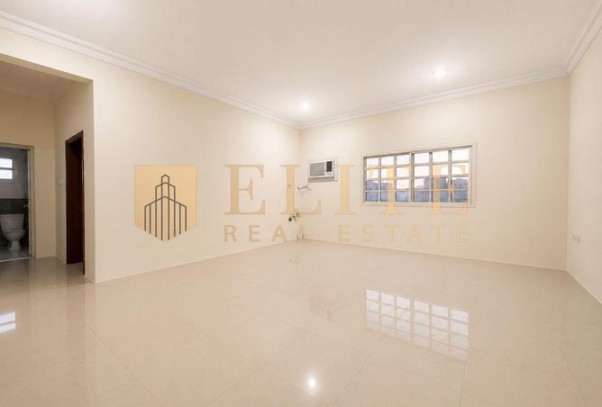 57254206 - Property Main Image