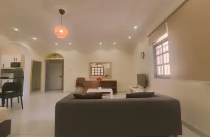 Apartment - Studio - 1 Bathroom for rent in Umm Salal Ali - Umm Salal Ali - Doha