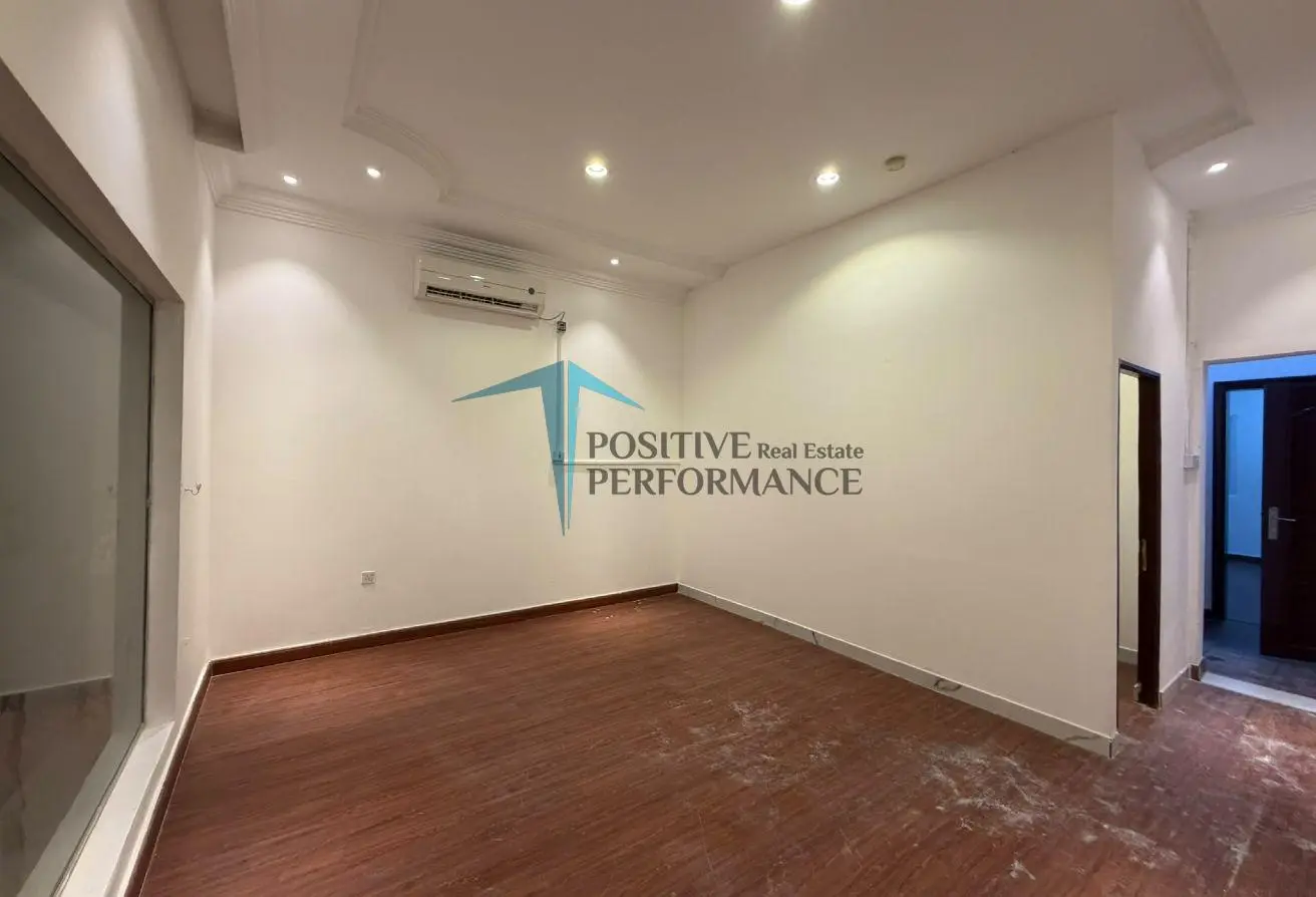 63808011 - Property Main Image