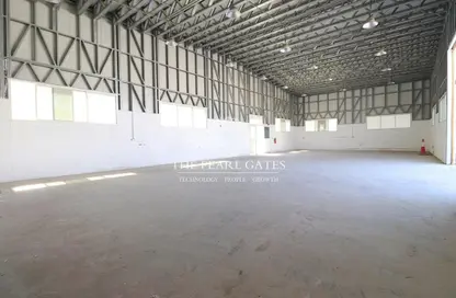 Warehouse - 7+ Bedrooms - 7+ Bathrooms for rent in East Industrial Street - Birkat Al Awamer - Al Wakra