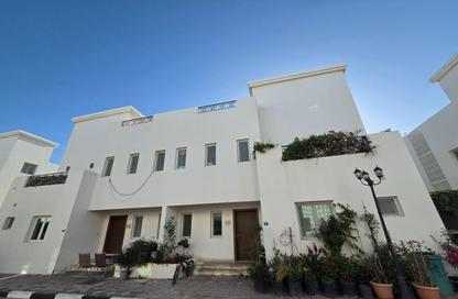 مجمع سكني - 4 غرف نوم - 4 حمامات للايجار في شارع زكريت - الخريطيات - أم صلال محمد