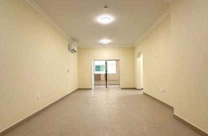 Apartment - 3 Bedrooms - 2 Bathrooms for rent in Fereej Bin Mahmoud North - Fereej Bin Mahmoud - Doha