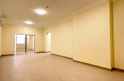 Apartment - 3 Bedrooms - 2 Bathrooms for rent in Fereej Bin Mahmoud North - Fereej Bin Mahmoud - Doha Apartment - 3 Bedrooms - 2 Bathrooms for rent in Fereej Bin Mahmoud North - Fereej Bin Mahmoud - Doha