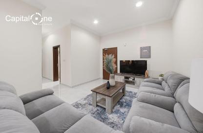 Apartment - 2 Bedrooms - 2 Bathrooms for rent in Al Zubair Bakkar Street - Al Sadd - Doha