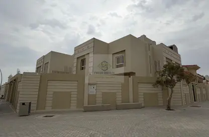 فيلا - 6 غرف نوم - 6 حمامات للايجار في منطقة مويثر - الريان - الدوحة