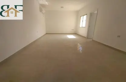 Apartment - 2 Bedrooms - 3 Bathrooms for rent in Al Mansoura - Al Mansoura - Doha