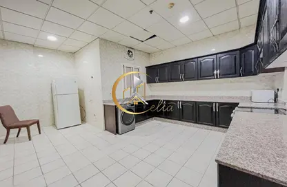 شقة - 3 غرف نوم - 3 حمامات للايجار في شارع النصر - النصر - الدوحة