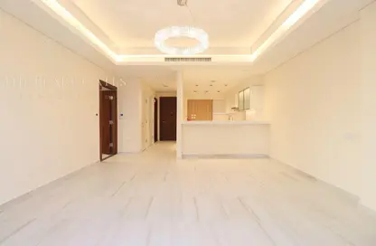 Apartment - 1 Bedroom - 2 Bathrooms for rent in Crystal Residence - Gewan Island - The Pearl Island - Doha