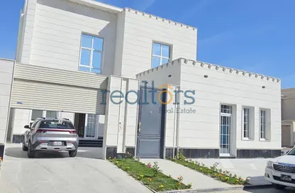 فيلا - 8 غرف نوم - 8 حمامات للبيع في الهلال - الهلال - الدوحة