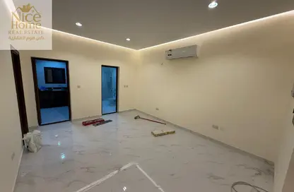 Apartment - 1 Bedroom - 1 Bathroom for rent in Fereej Bin Mahmoud - Doha Apartment - 1 Bedroom - 1 Bathroom for rent in Fereej Bin Mahmoud - Doha