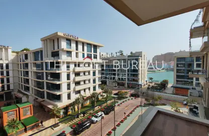 Apartment - 1 Bedroom - 2 Bathrooms for sale in Crystal Residence - Gewan Island - The Pearl Island - Doha