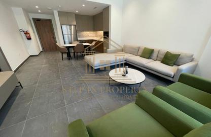 Apartment - 1 - 1 for rent in Ramada Commercial Building - Al Rawabi Street - Al Muntazah - Doha Apartment - 1 - 1 for rent in Ramada Commercial Building - Al Rawabi Street - Al Muntazah - Doha