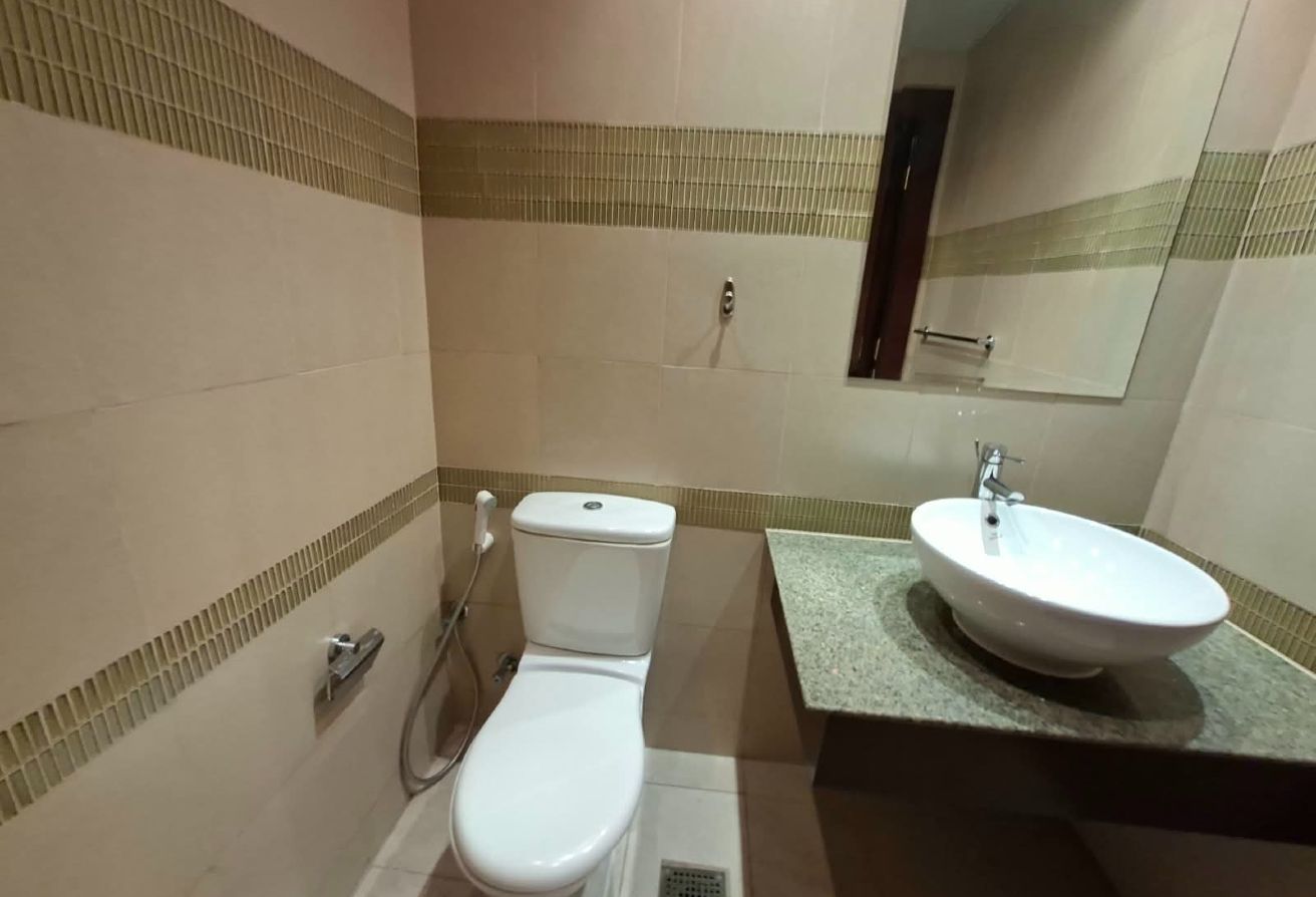 1 BHK Fully Furnished | Porto Arabia | QAR 7,999 thumbnail 17