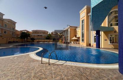 Compound - 4 Bedrooms - 5 Bathrooms for rent in Bu Hamour Street - Abu Hamour - Doha