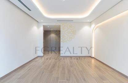 Apartment - 1 Bedroom - 2 Bathrooms for rent in JMJ Waterfront Residences - Waterfront Residential - The Waterfront - Lusail