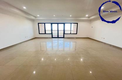 Apartment - 3 Bedrooms - 4 Bathrooms for rent in West Porto Drive - Porto Arabia - The Pearl Island - Doha