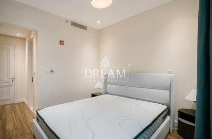 Apartment - 3 Bedrooms - 4 Bathrooms for rent in Floresta Gardens - Floresta Gardens - The Pearl Island - Doha