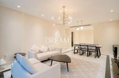 Apartment - 3 Bedrooms - 4 Bathrooms for rent in Floresta Gardens - Floresta Gardens - The Pearl Island - Doha