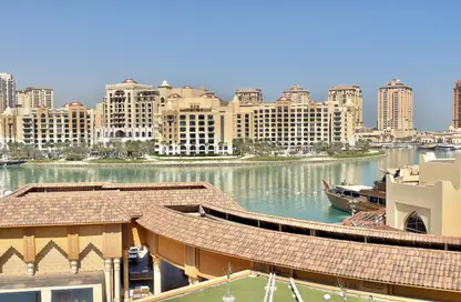 تاون هاوس - 3 غرف نوم - 4 حمامات للايجار في منازل تاون هاوس - بورتو أرابيا - جزيرة اللؤلؤة - الدوحة