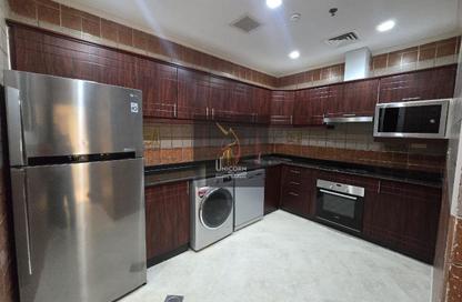 Apartment - 3 Bedrooms - 3 Bathrooms for rent in Al Jazeera Street - Fereej Bin Mahmoud North - Fereej Bin Mahmoud - Doha