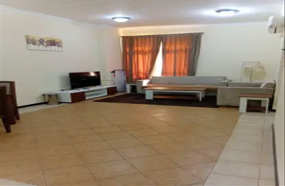 Apartment - 2 Bedrooms - 2 Bathrooms for rent in Musheireb Apartments - Musheireb - Doha