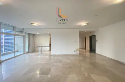 شقة - 3 غرف نوم - 5 حمامات للايجار في برج وست باي - الخليج الجنوبي - الخليج الغربي - الدوحة