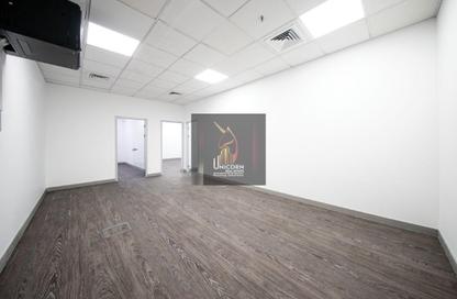 Office Space - Studio - 2 Bathrooms for rent in Al Mansoura - Al Mansoura - Doha