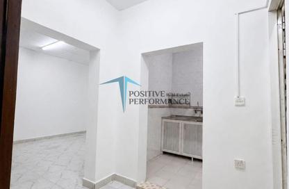 Apartment - Studio - 1 Bathroom for rent in Al Dafna - Al Dafna - Doha