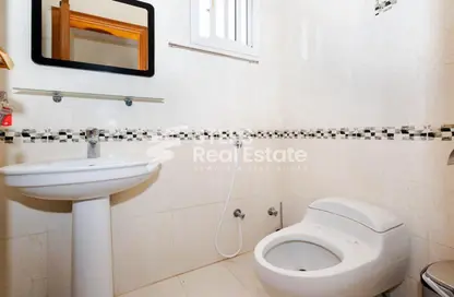 Compound - 7 Bedrooms - 4 Bathrooms for rent in Al Kharaitiyat - Al Kharaitiyat - Al Kharaitiyat - Umm Salal Mohammed