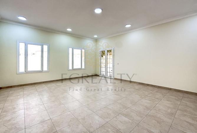 54687536 - Property Image 2