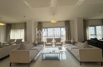 Apartment - 3 - 4 for rent in West Bay Tower - West Bay - West Bay - Doha
