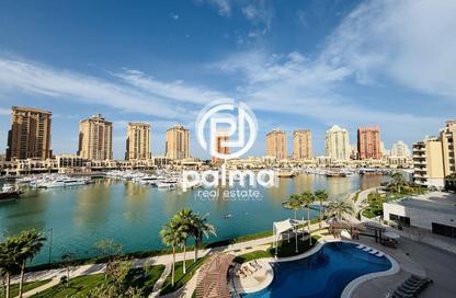 شقق فندقية - 2 غرف نوم - 3 حمامات للبيع في The St. Regis Marsa Arabia Island - Marsa Arabia - جزيرة اللؤلؤة - الدوحة