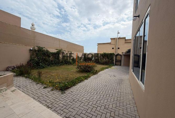 54541753 - Property Image 2