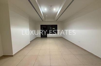 Apartment - 1 Bedroom - 2 Bathrooms for rent in East Porto Drive - Porto Arabia - The Pearl Island - Doha Apartment - 1 Bedroom - 2 Bathrooms for rent in East Porto Drive - Porto Arabia - The Pearl Island - Doha