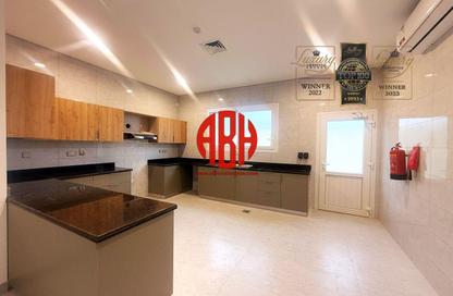 Compound - 7 Bedrooms - 7+ Bathrooms for rent in Al Kheesa - Al Kheesa - Umm Salal Mohammed