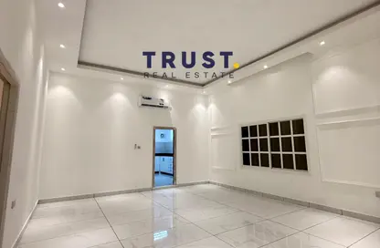 Apartment - 1 Bedroom - 1 Bathroom for rent in Al Maamoura - Al Maamoura - Doha