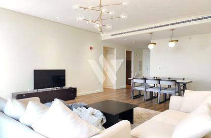 Apartment - 3 Bedrooms - 4 Bathrooms for rent in The Garden - Floresta Gardens - The Pearl Island - Doha