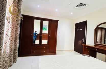 Apartment - 1 Bedroom - 1 Bathroom for rent in Umm Ghwailina Comm - Umm Ghuwalina - Umm Ghuwailina - Doha Apartment - 1 Bedroom - 1 Bathroom for rent in Umm Ghwailina Comm - Umm Ghuwalina - Umm Ghuwailina - Doha