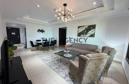 Apartment - 1 Bedroom - 2 Bathrooms for rent in Porto Arabia - The Pearl Island - Doha
