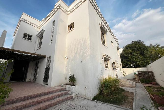 56415199 - Property Main Image