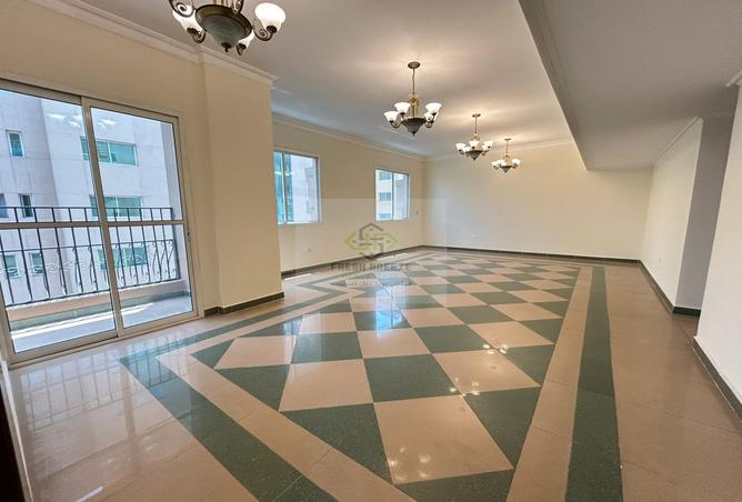 54198528 - Property Main Image