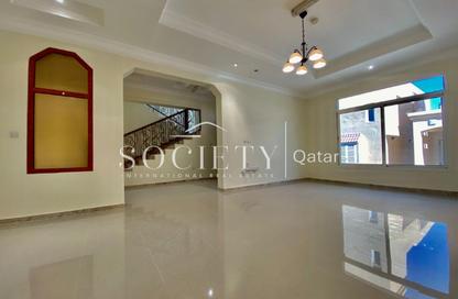 Villa - 4 Bedrooms - 4 Bathrooms for rent in Wadi Al Markh - Muraikh - AlMuraikh - Doha