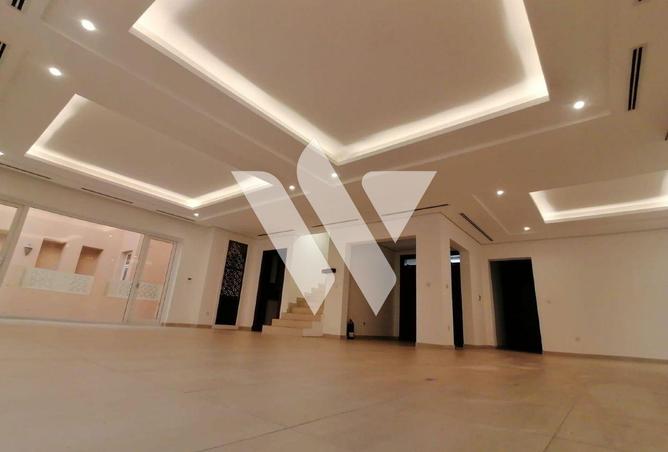 53144206 - Property Image 2