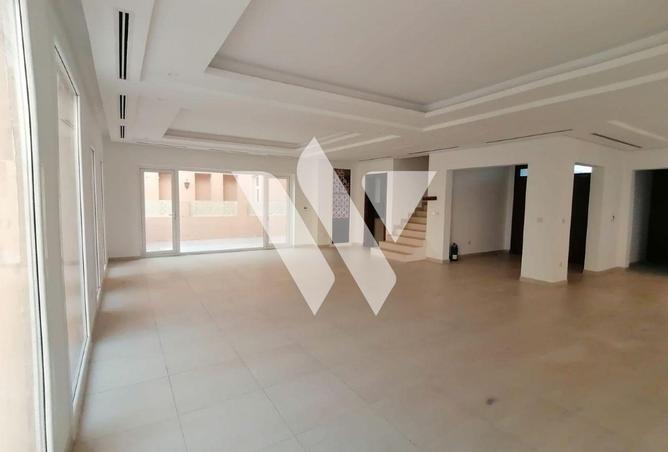 53144206 - Property Main Image