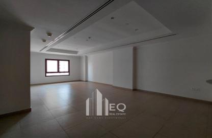 Apartment - 1 Bedroom - 2 Bathrooms for rent in East Porto Drive - Porto Arabia - The Pearl Island - Doha