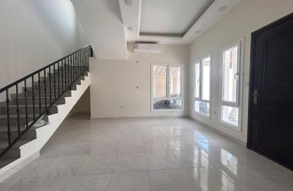 Compound - 5 - 5 for rent in Al Kheesa - Umm Salal Mohammed