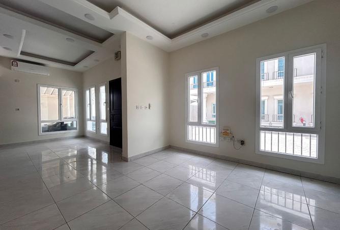 61787924 - Property Main Image