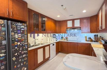 Apartment - 2 Bedrooms - 3 Bathrooms for sale in West Porto Drive - Porto Arabia - The Pearl Island - Doha
