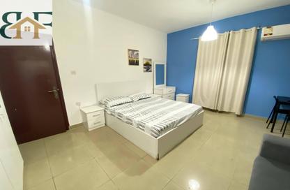 Apartment - Studio - 1 Bathroom for rent in Al Sadd - Doha Apartment - Studio - 1 Bathroom for rent in Al Sadd - Doha
